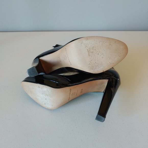 Brian Atwood Pumps "EUC" - Picture 12 of 16